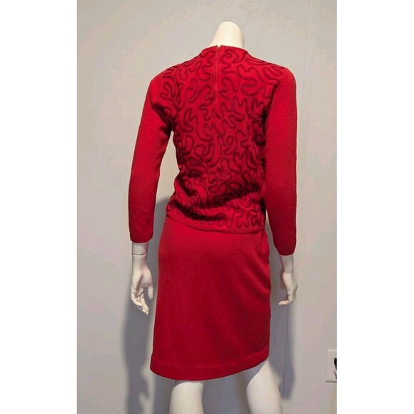 Vintage 1940s Women S/M Knit Sweater Skirt Set Pink Soutache Trim Featherknit - Picture 3 of 4